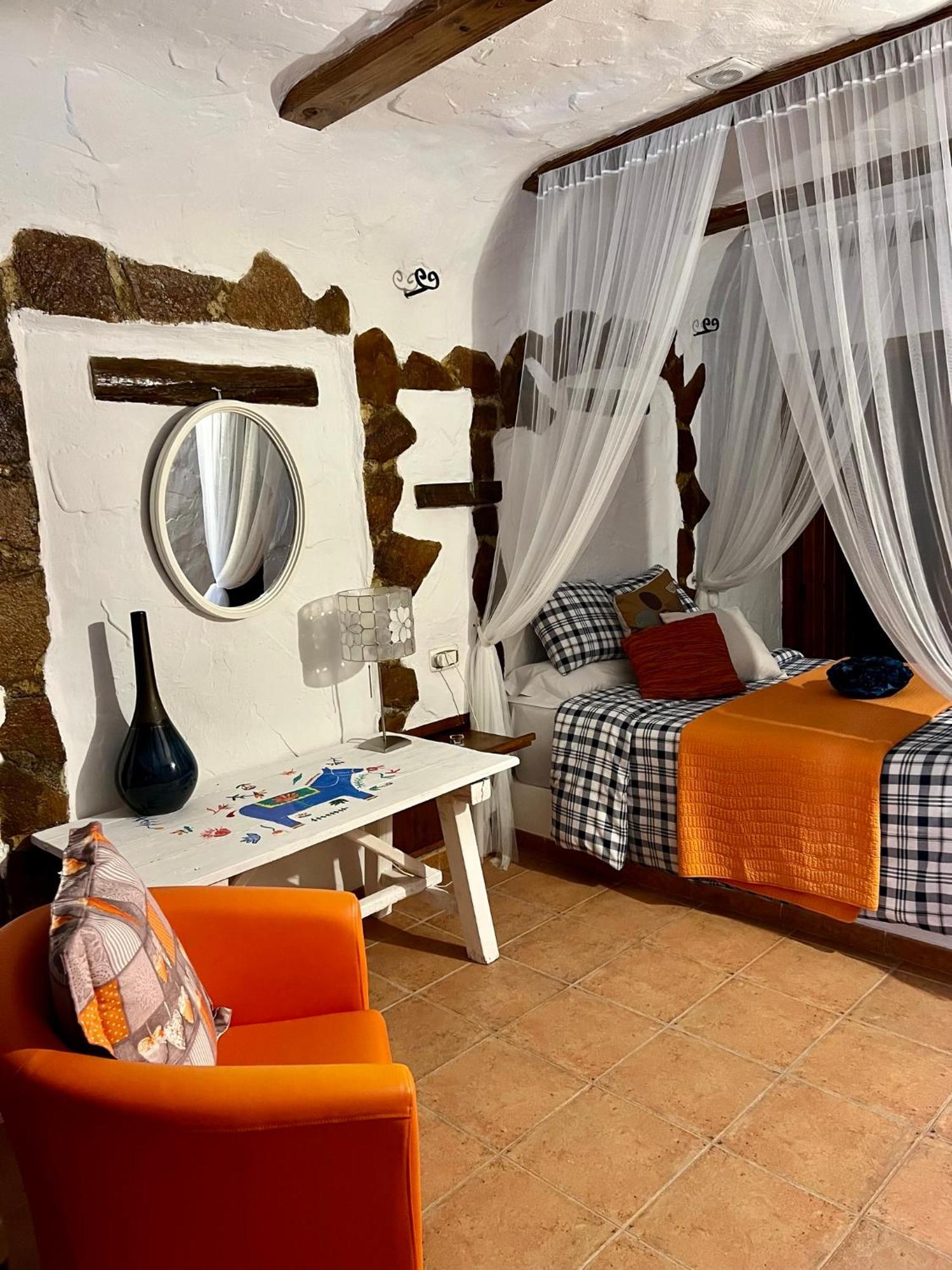 Cuevas De La Paz - Cave House Holidays Los Carriones Rom bilde
