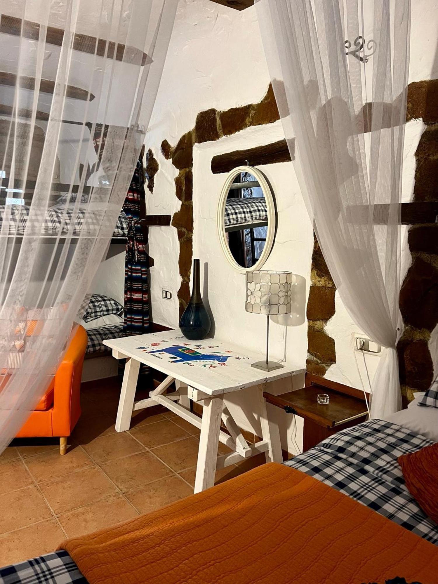 Cuevas De La Paz - Cave House Holidays Los Carriones Rom bilde