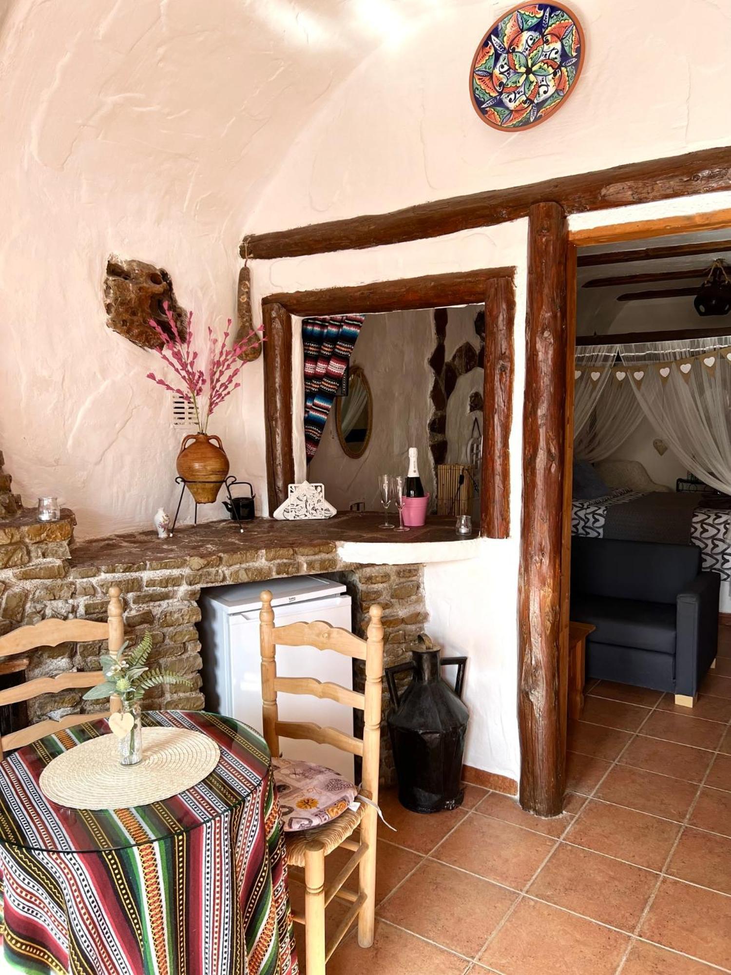 Cuevas De La Paz - Cave House Holidays Los Carriones Rom bilde